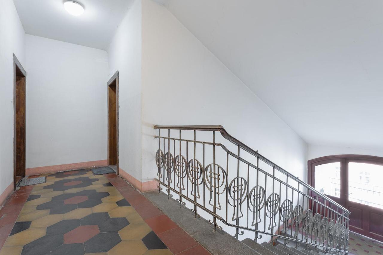 Bright And Spacious Attic Apartment Πράγα Εξωτερικό φωτογραφία
